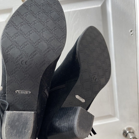 Vionic Womens Upright‎ Faros Fringe Studded Leather Boots BLACK Size 9 - Picture 2 of 5